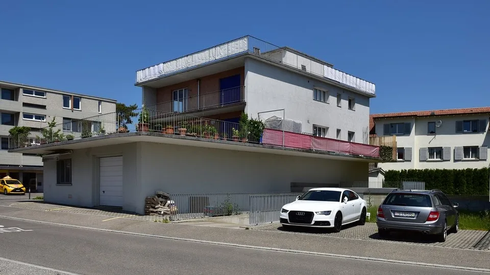 POSTO AUTO IN AFFITTO AD AMRISWIL – foto 2 di 2