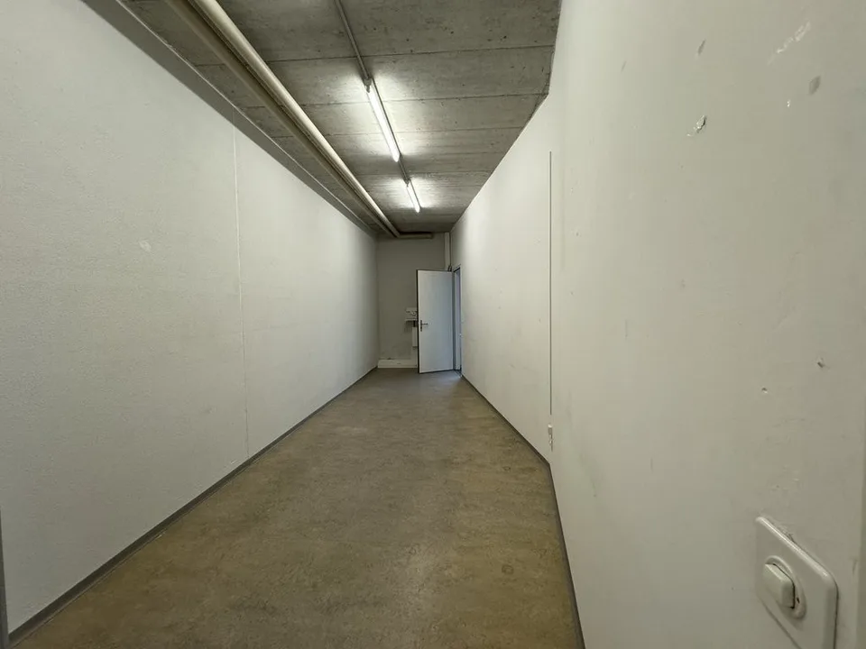 ESPACES DE BUREAU - OU DE PRATIQUE EXCLUSIFS DANS UN EMPLACEMENT DE PREMIER PLAN – photo 7 sur 11