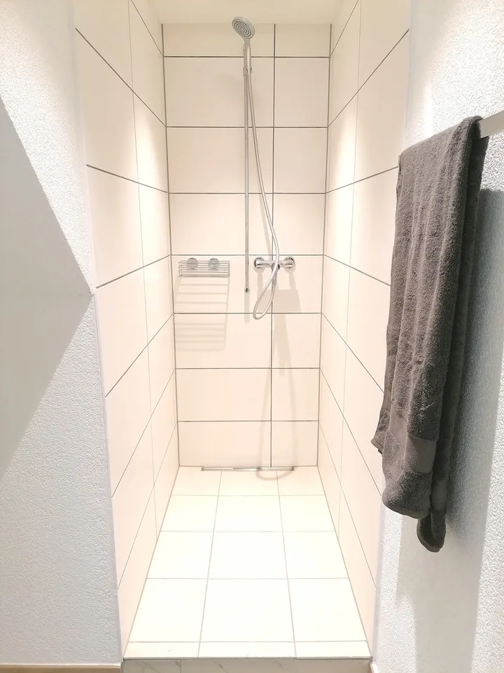 2 pièces à Erlach