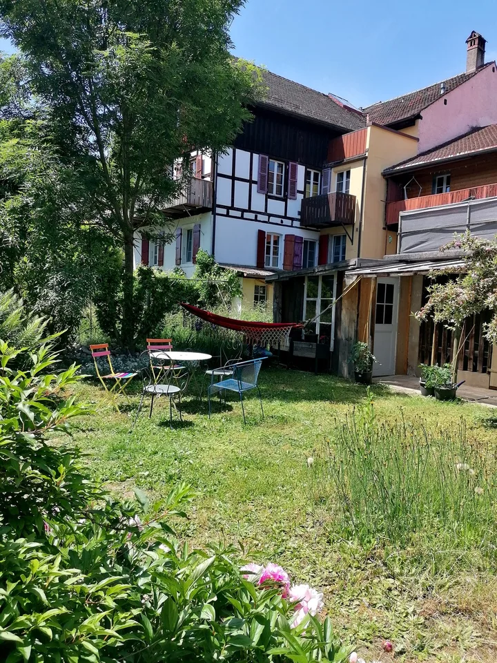 2 pièces à Erlach