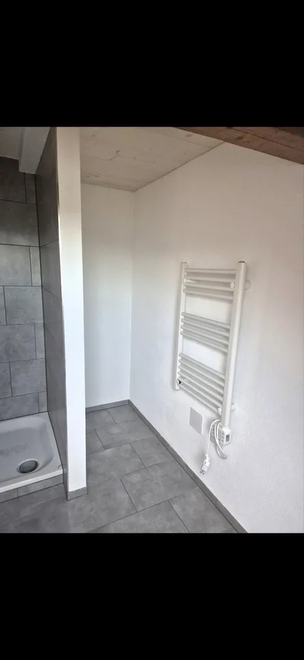 Charmante 50 m² 2.5 Zimmer Dachwohnung