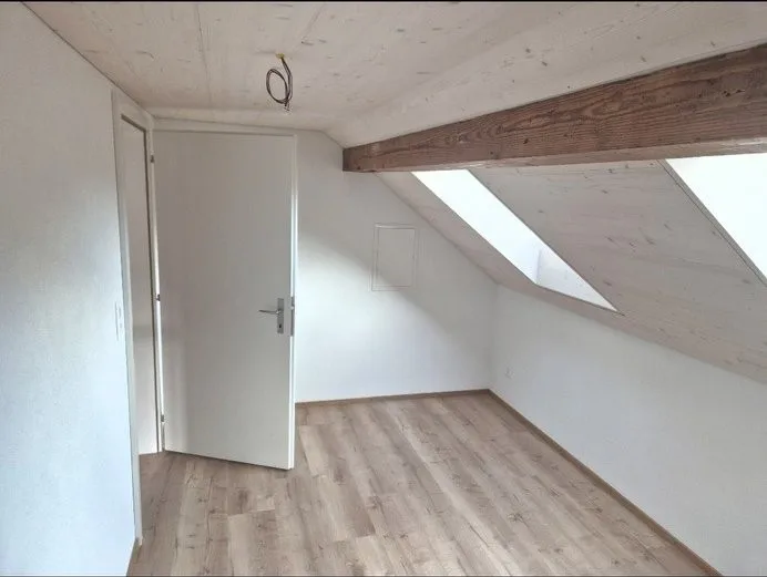 Charmante 50 m² 2.5 Zimmer Dachwohnung