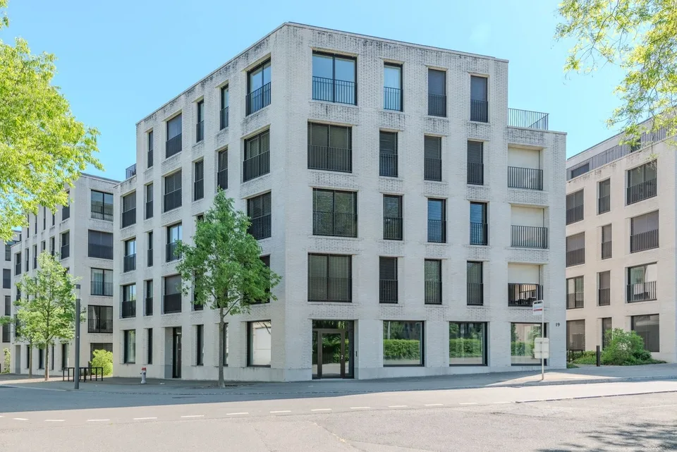 Moderne Büroflächen im Max-Dudler-Gebäude in Rheinfelden (AG) – foto 12 di 13