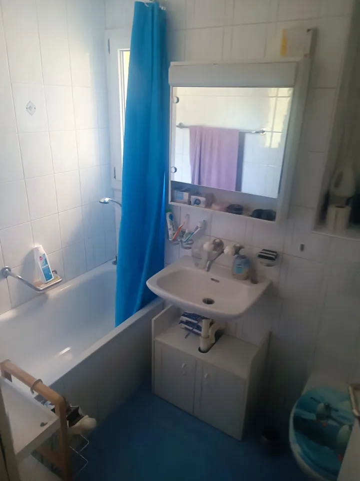 WG Zimmer zu vermieten 16m2