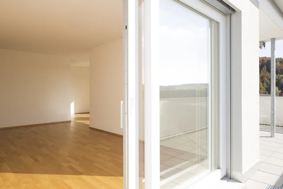 Moderne 3.5-Zimmer-Erdgeschosswohnung mit hochwertiger Ausstattung