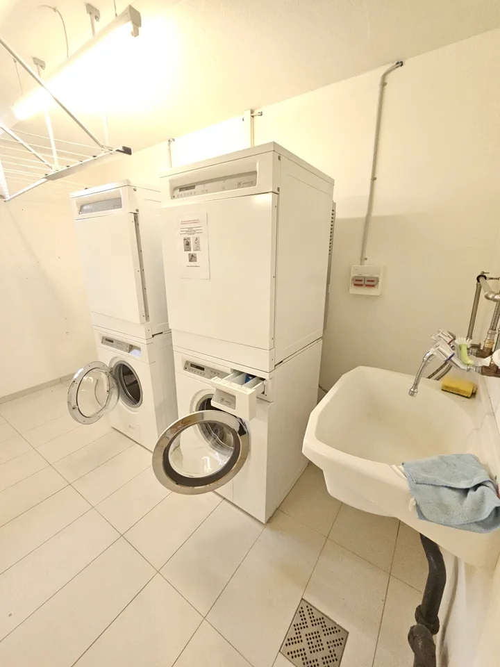Moderne 3.5-Zimmer-Erdgeschosswohnung mit hochwertiger Ausstattung
