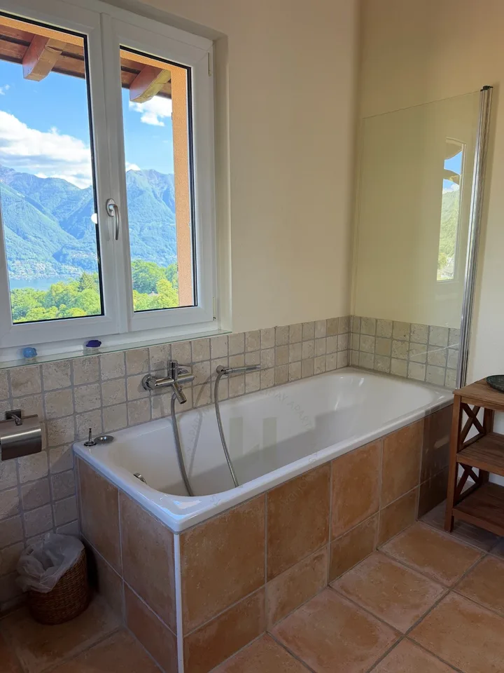 Wintersonne statt Hochnebel – Ihr Zuhause im Tessin