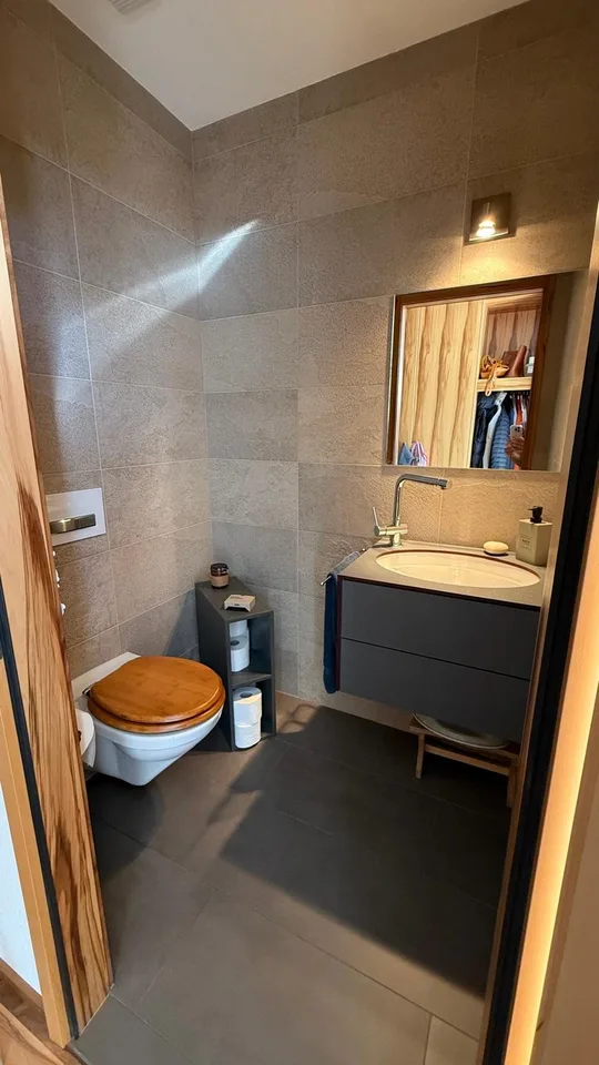 4.5 Zimmer, 140 m², 1. Stock