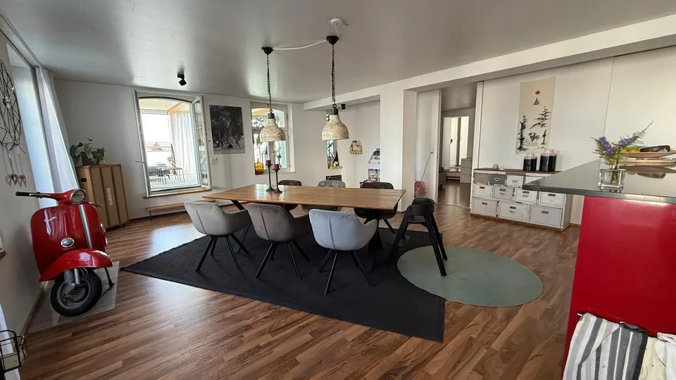 4.5 Zimmer, 140 m², 1. Stock