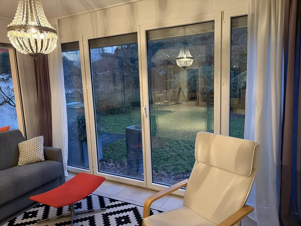 Stylish 4.5-Room Furnished Apartment for Rent in Binningen