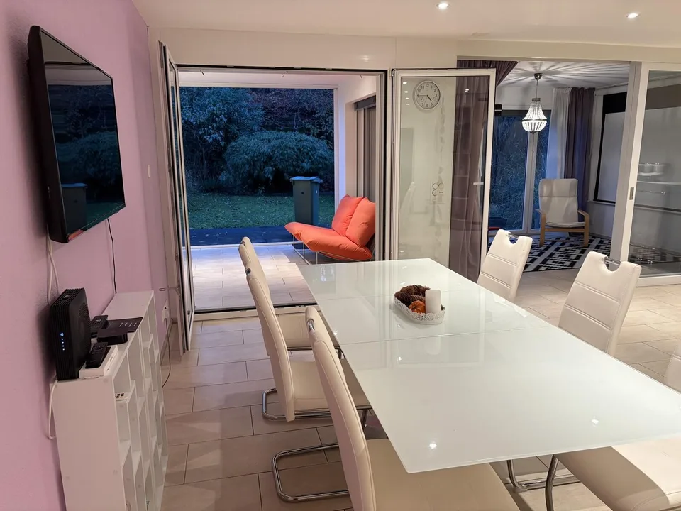 Stylish 4.5-Room Furnished Apartment for Rent in Binningen