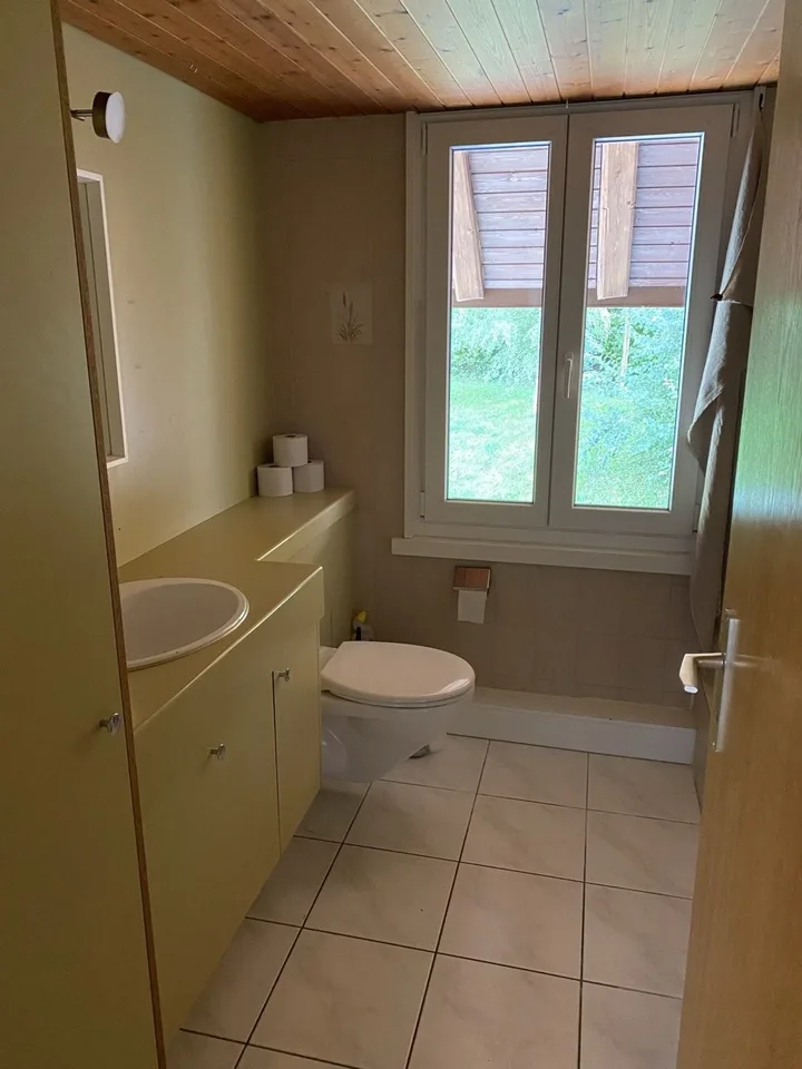 Ruhige 4-Zimmer-Wohnung am Waldrand mit grossem Garten