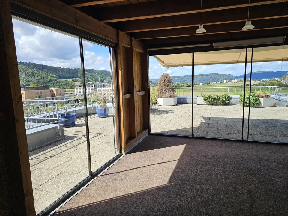 Grosszügige 5 1/2 Wohnung mit extrem schöner Terrasse