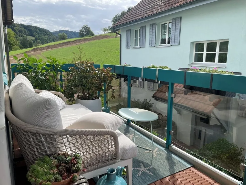 Quiet living and yet central near the train station