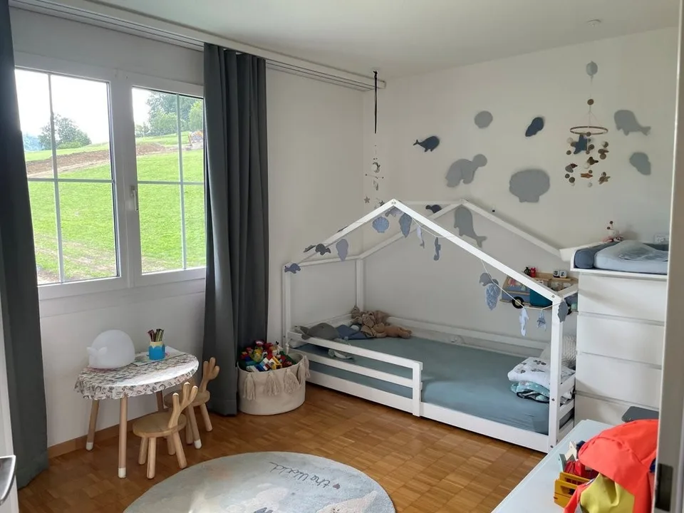 Quiet living and yet central near the train station