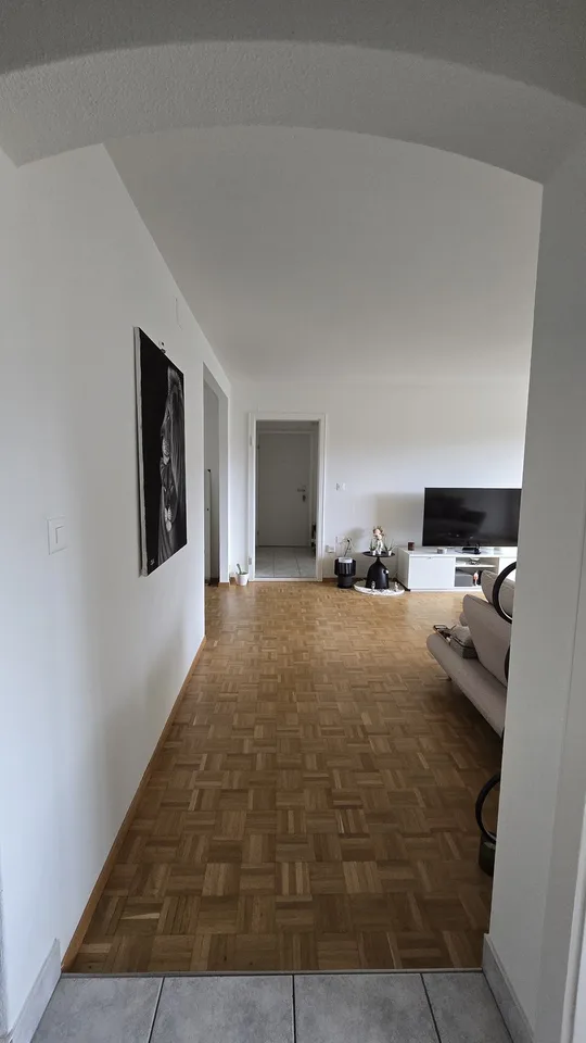 Charmante 4.5 Zimmer-Wohnung mit Balkon über St. Gallen und doch zentral – Foto 5 von 13
