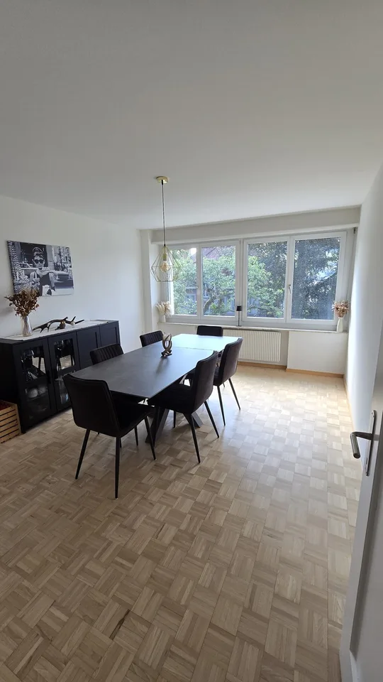 Charmante 4.5 Zimmer-Wohnung mit Balkon über St. Gallen und doch zentral – Foto 7 von 13