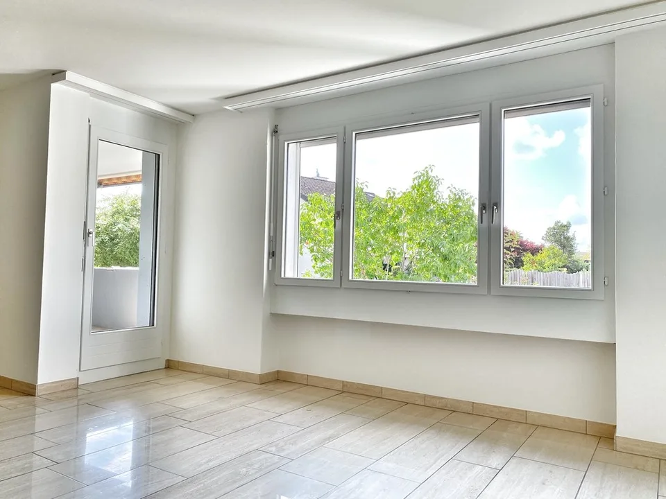 3.5 Zi-Wohnung in MFH an ruhiger, sonniger Wohnlage mit viel Grün