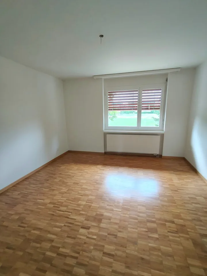 Zwei WG Zimmer ab 1. November 2026