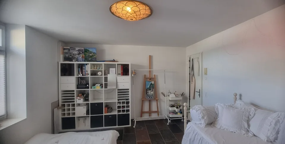 Temporäres Zimmer in Kilchberg mit Zugang zur Attikawohnung & Seeblick – Per 1.10.2026 / 1–3 Monate (Option auf Verlängerung)