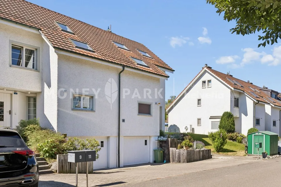 Maison en rangée de 5,5 pièces avec jardin, intimité et vue panoramique – photo 3 sur 18