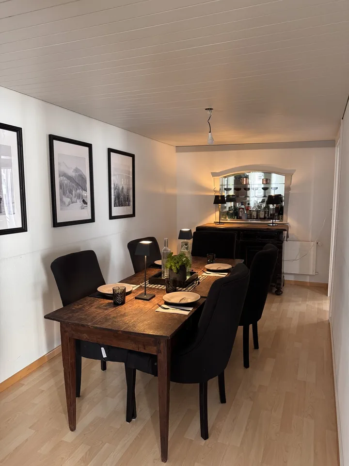 Grosszügige 4½-Zimmer-Wohnung mit besonderem Charme – ca. 125 m² im He