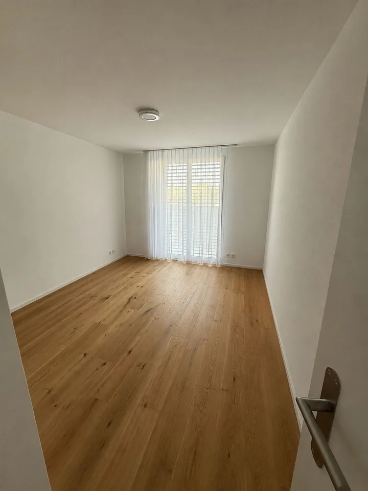Moderne 4.5-Zimmer-Wohnung im EG – Neubau in Roggwil BE