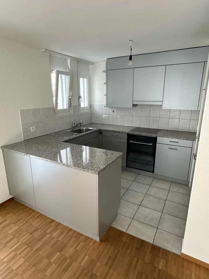 3.5 Zimmer, 87m2 - urbanes Wohnen, 5 min vom Bahnhof, trotzdem sehr ruhig