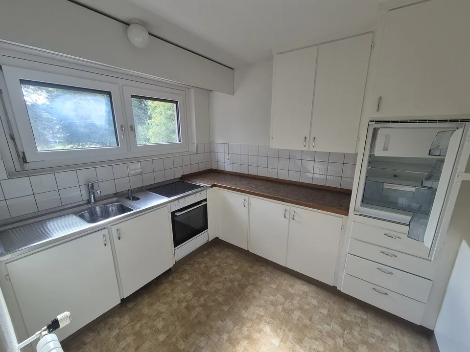 BEFRISTET: Möblierte 4.5-Zimmer-Wohnung in Langnau am Albis – bis 30.08.2027