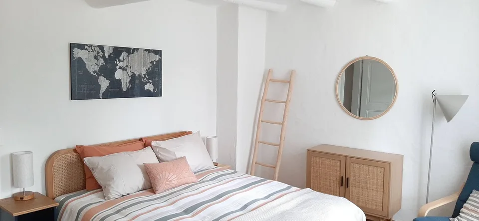 Möblierte 5 ZWG + Wintergarten EG, inkl. Nebenk. + Wifi/TV