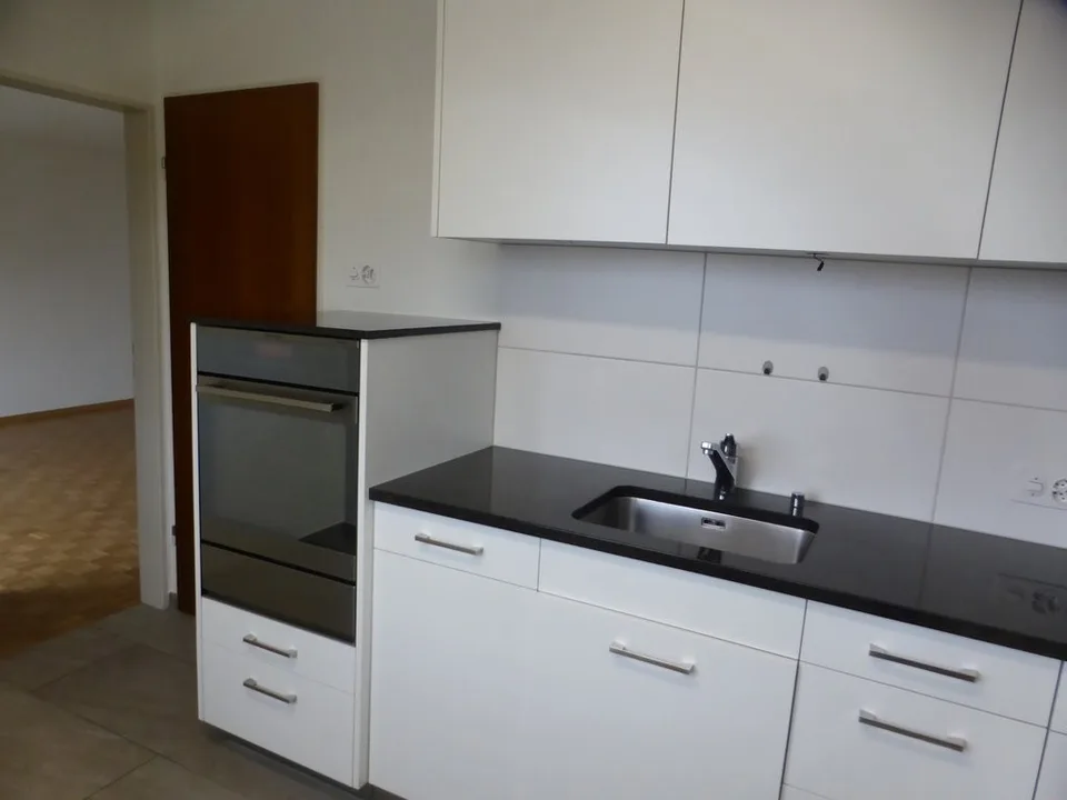 Viel Wohnraum in kinderfreundlichem Quartier – Foto 2 von 9