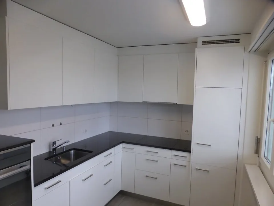 Viel Wohnraum in kinderfreundlichem Quartier – Foto 3 von 9