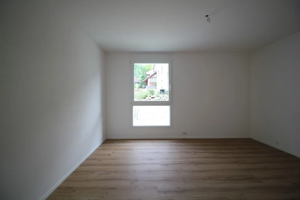 NEUBAU - 2.5 Zimmerwohnung an ruhiger und zentraler Lage