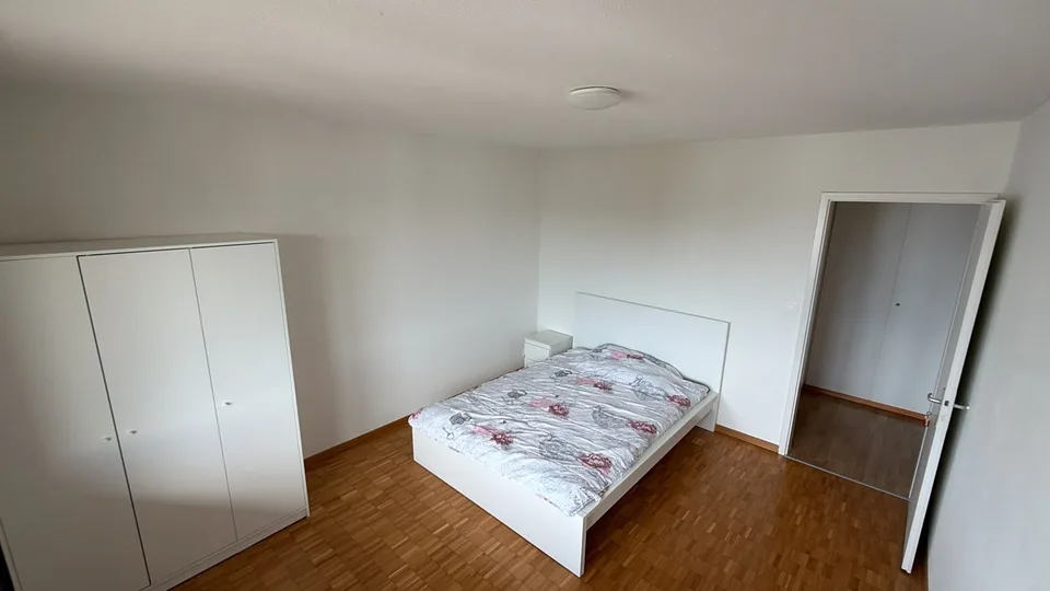 📍 Zimmer zu vermieten – 5102 Rupperswil