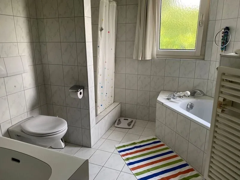 4½ ZIMMER-MAISONETTEWOHNUNG IN THALWIL (ZH), MÖBLIERT, TEMPORÄR – foto 9 di 24