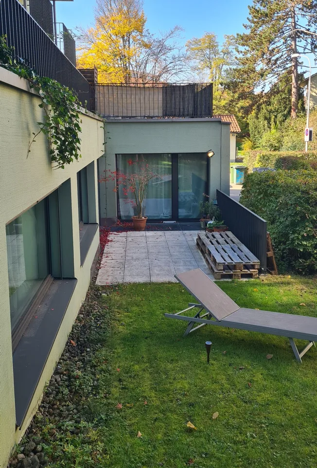 Möblierte 2.5 Zi-Parterre Wohnung mit Garten zentrale Lage – Foto 16 von 18