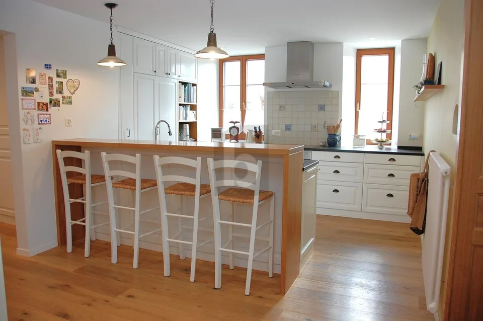 7.5 Zimmer Reihenfamilienhaus in Ballaigues | UrbanHome
