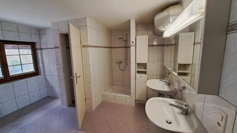 zwei (2) WG Zimmer zu vermieten