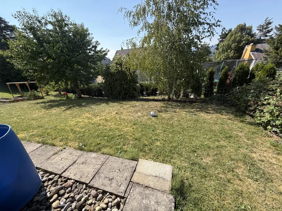 Freistehendes 5.5-Zimmer Einfamilienhaus mit viel Privatsphäre