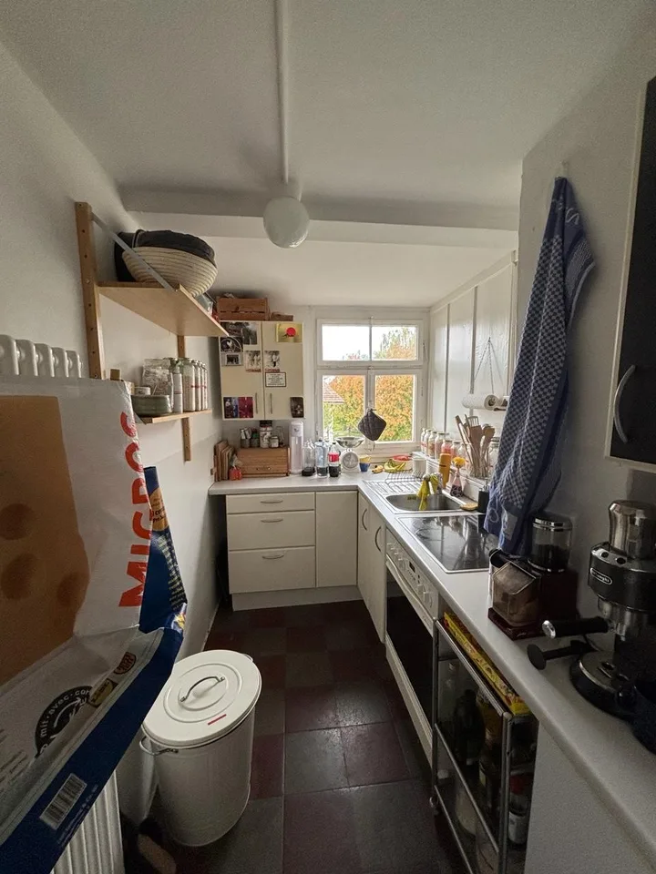 WG-Zimmer im Zentrum von Küsnacht ZH ab dem 01.10.2026 zu vermieten.