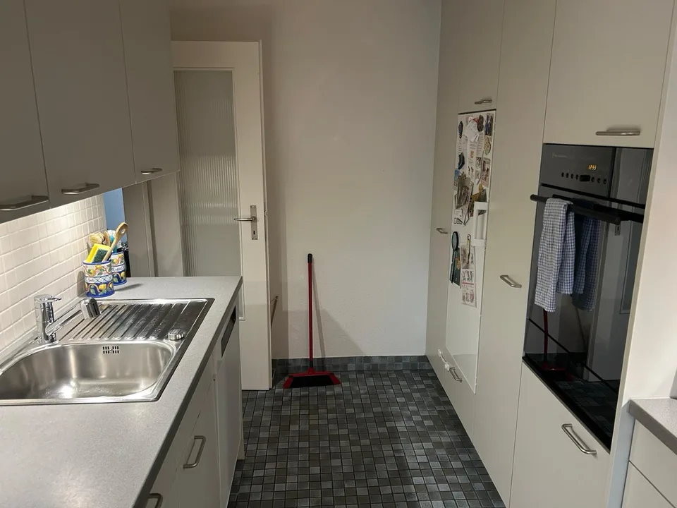 3,5 bedroom flat fully furnished in Oberengstringen TEMPORARY