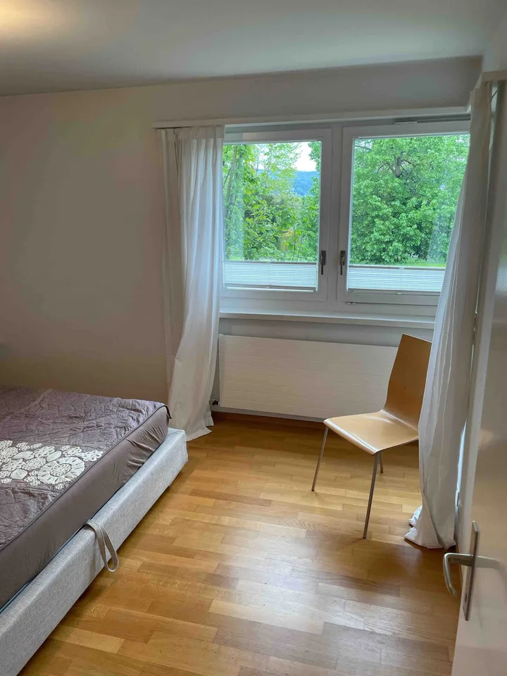 -, 8803 Rüschlikon - CHF 1’900 inkl. NK pro Monat