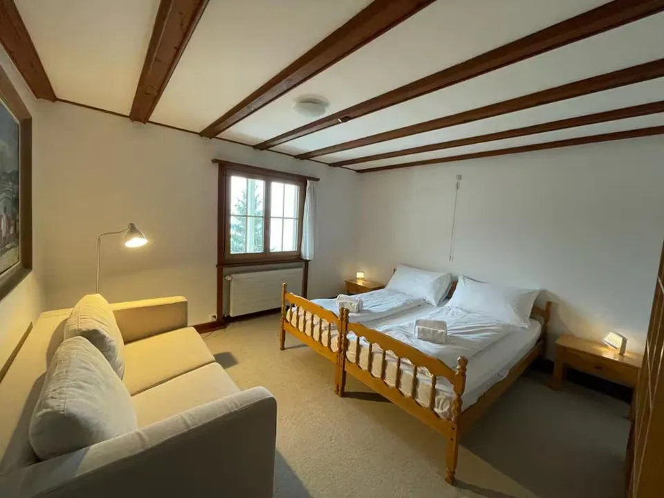 Chalet charmant de 5 pièces à louer à Weggis sur le lac des Quatre-Cantons