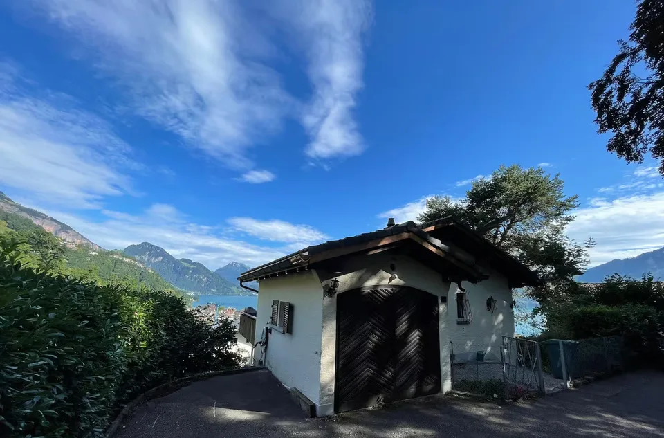Chalet charmant de 5 pièces à louer à Weggis sur le lac des Quatre-Cantons