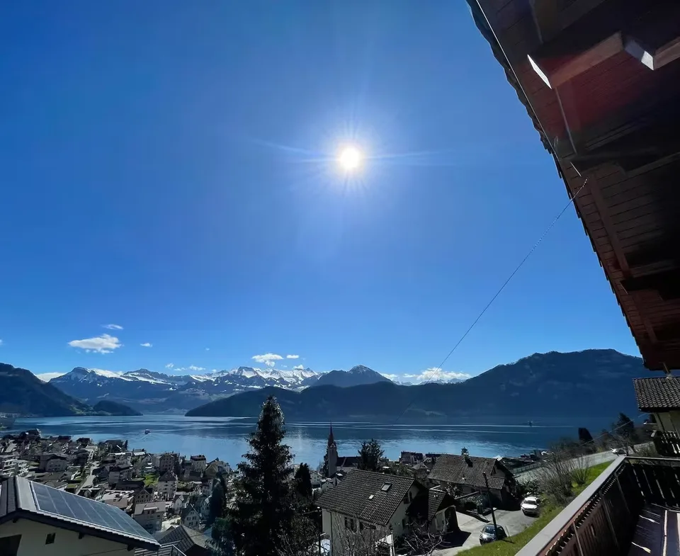 Chalet charmant de 5 pièces à louer à Weggis sur le lac des Quatre-Cantons