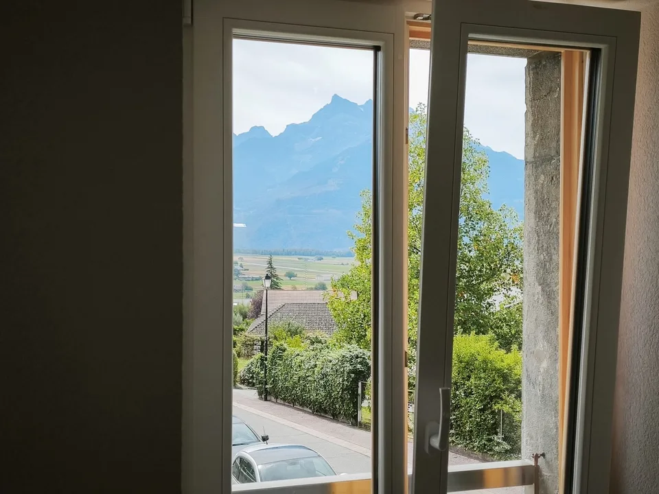 Charmant appartement neuf de 2.5 pièces, 70 m2, avec jardin privatif