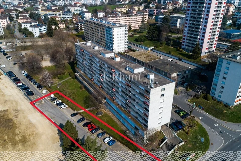 Places de parc extérieures – photo 3 sur 5