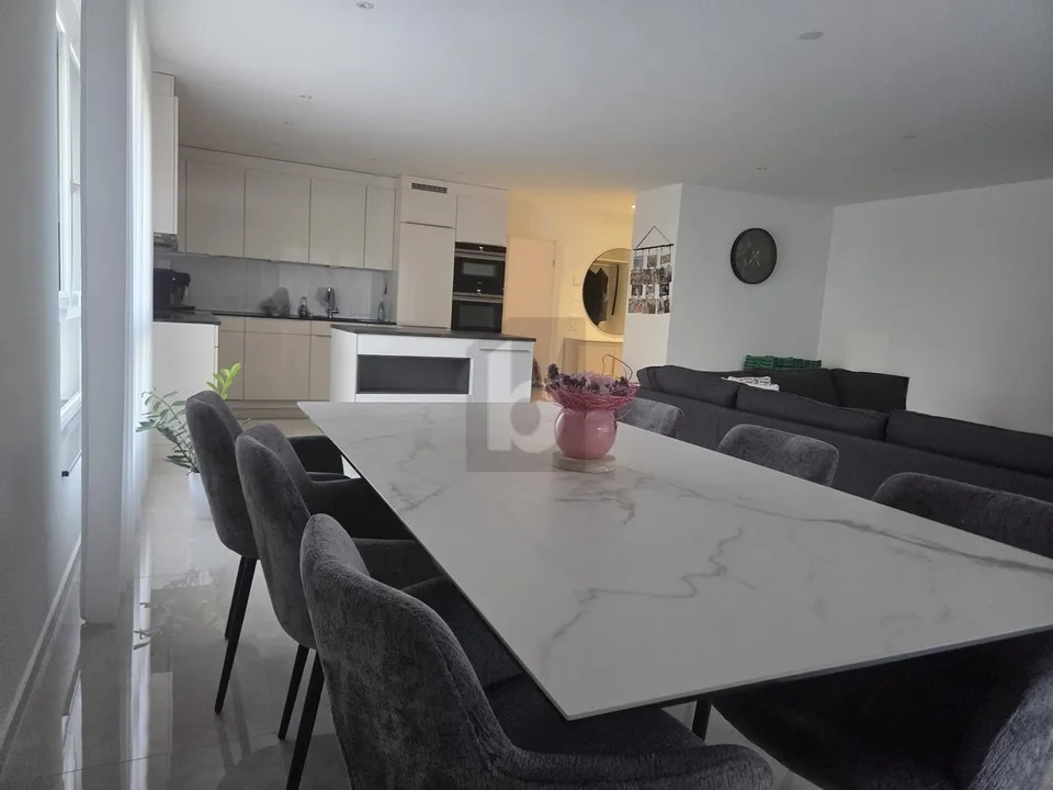 115 M² LIVING SPACE WITH 20 M² GARDEN SEATING AREA