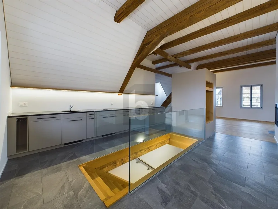 2.5 Zimmer Dachwohnung in Wangen an der Aare | UrbanHome