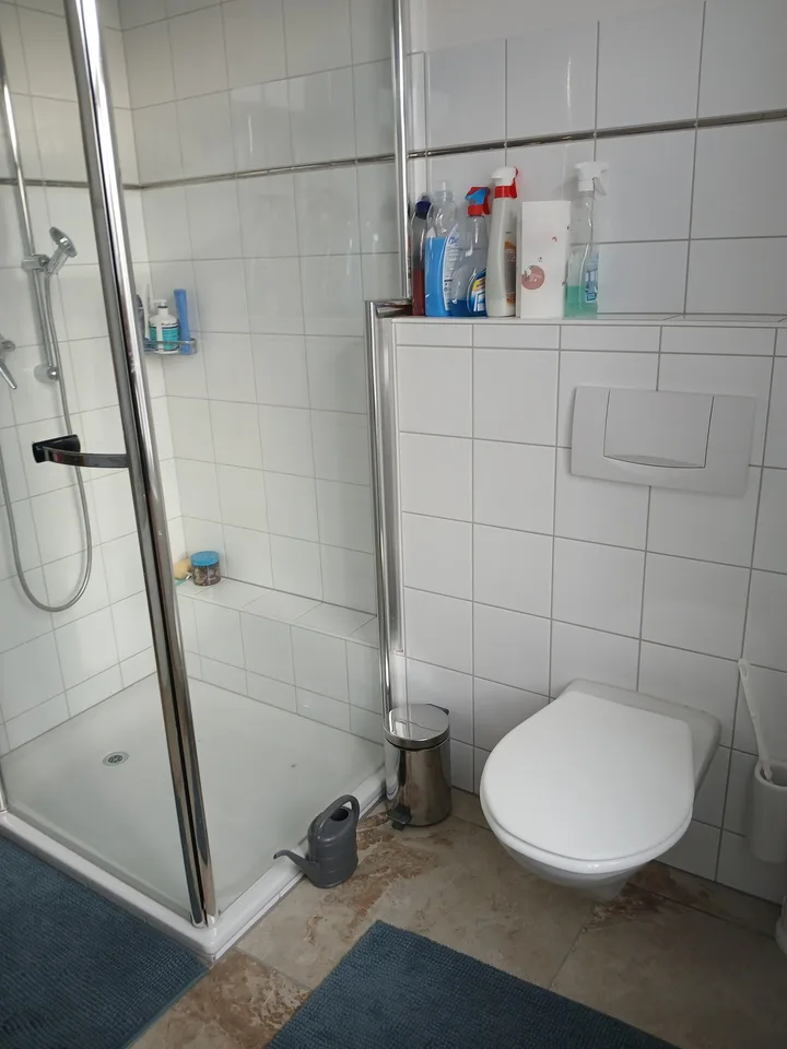 Schöne 2.5-Zimmer-Wohnung im 3. OG mit Balkon und Parkplatz